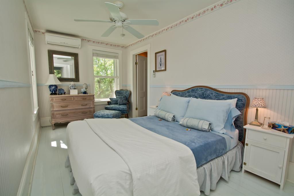 Auberge La Raveaudiere North Hatley Pokoj fotografie